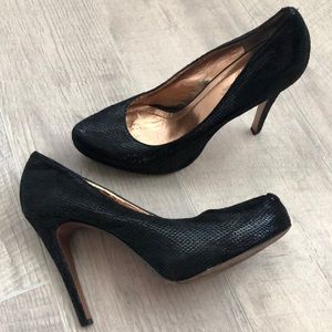 BCBGeneration 9.5 Black Heels. 5 inch heels